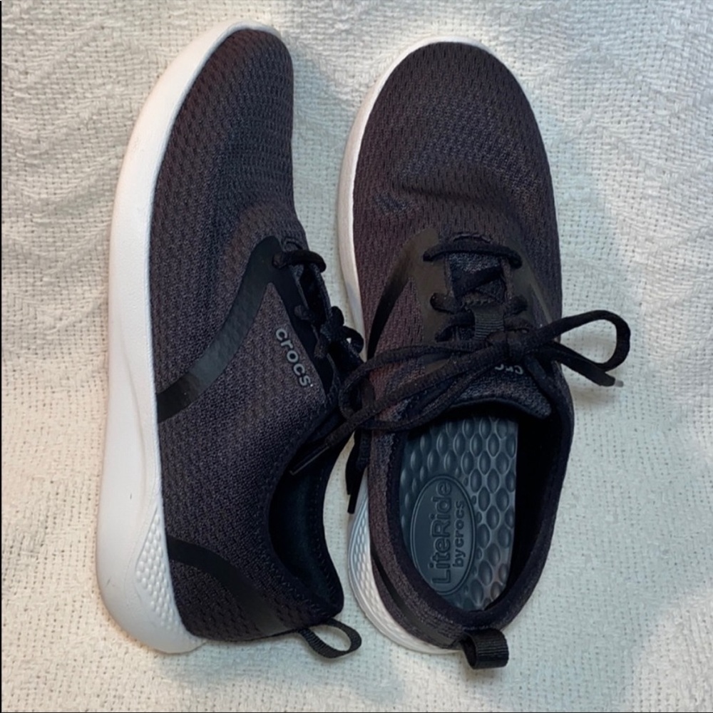 CROCS Literide Pacer Sneakers Black Size 9W